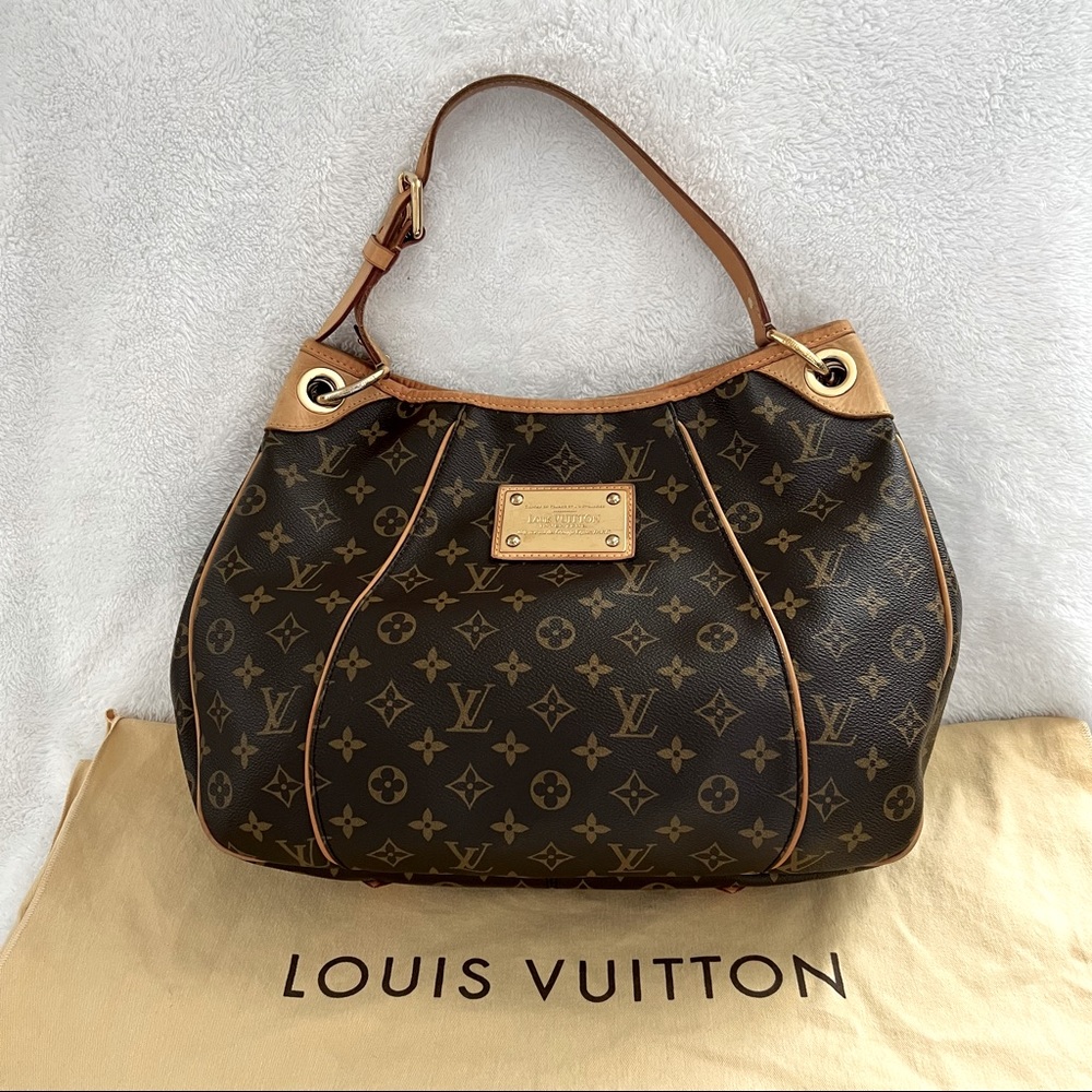 Louis Vuitton Monogram Galleria GM
